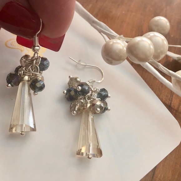 𝅺- Sterling Silver Earrings Champagne Genuine Crystal Handmade in the USA - Picture 4 of 9